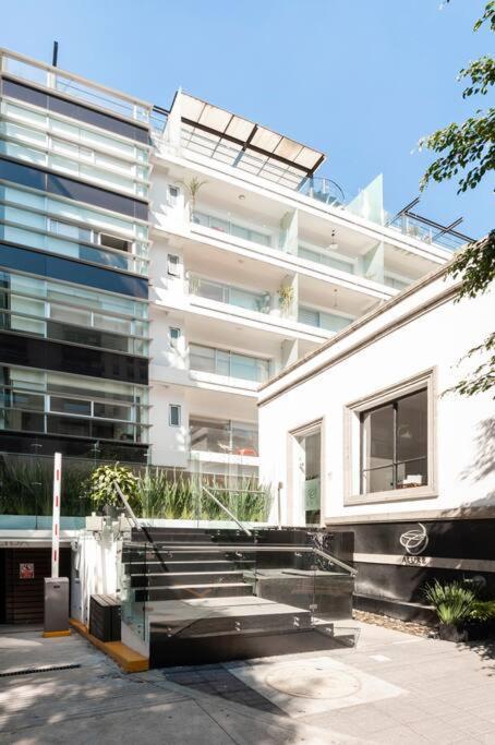 Appartement Beautiful Loft. King Size Bed. 150 Mbps Internet.