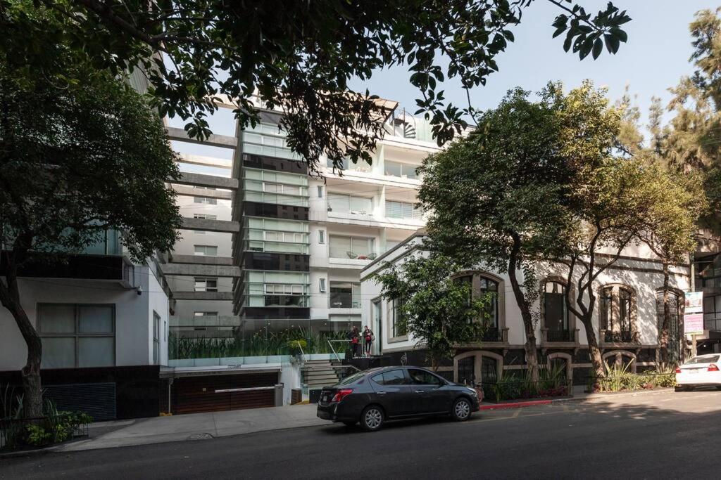 Appartement Beautiful Loft. King Size Bed. 150 Mbps Internet. *