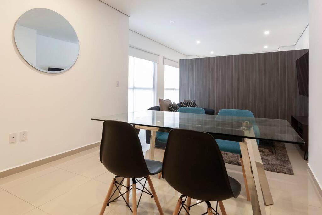 Appartement Beautiful Loft. King Size Bed. 150 Mbps Internet. Mexico-stad